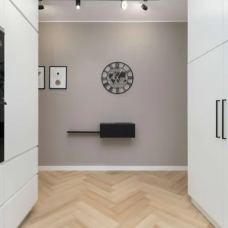 Elegant With Desk Marina 3city By Renters Διαμέρισμα *
