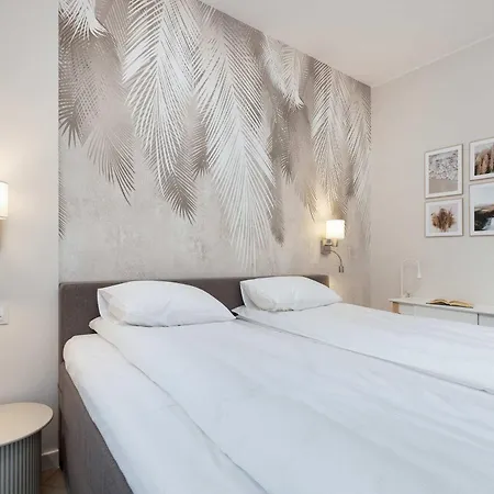 Elegant With Desk Marina 3city By Renters Gdańsk